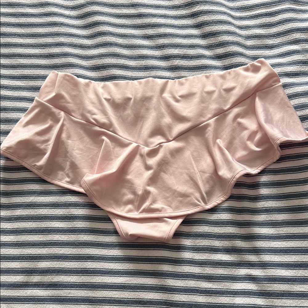 Baby  Pink Ruffle Bottoms - Picture 2 of 7